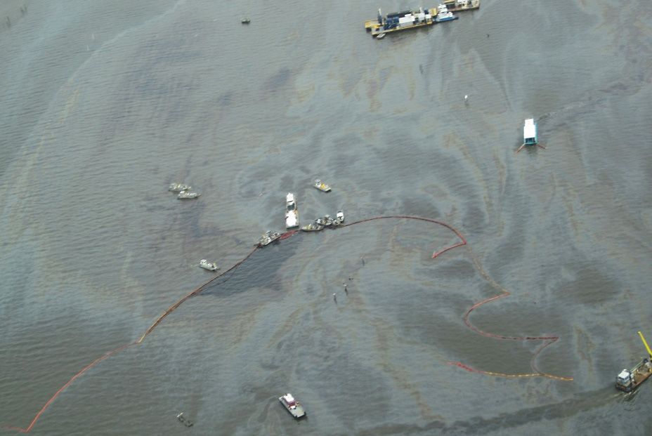 Oil Spills and Ship Groundings | response.restoration.noaa.gov